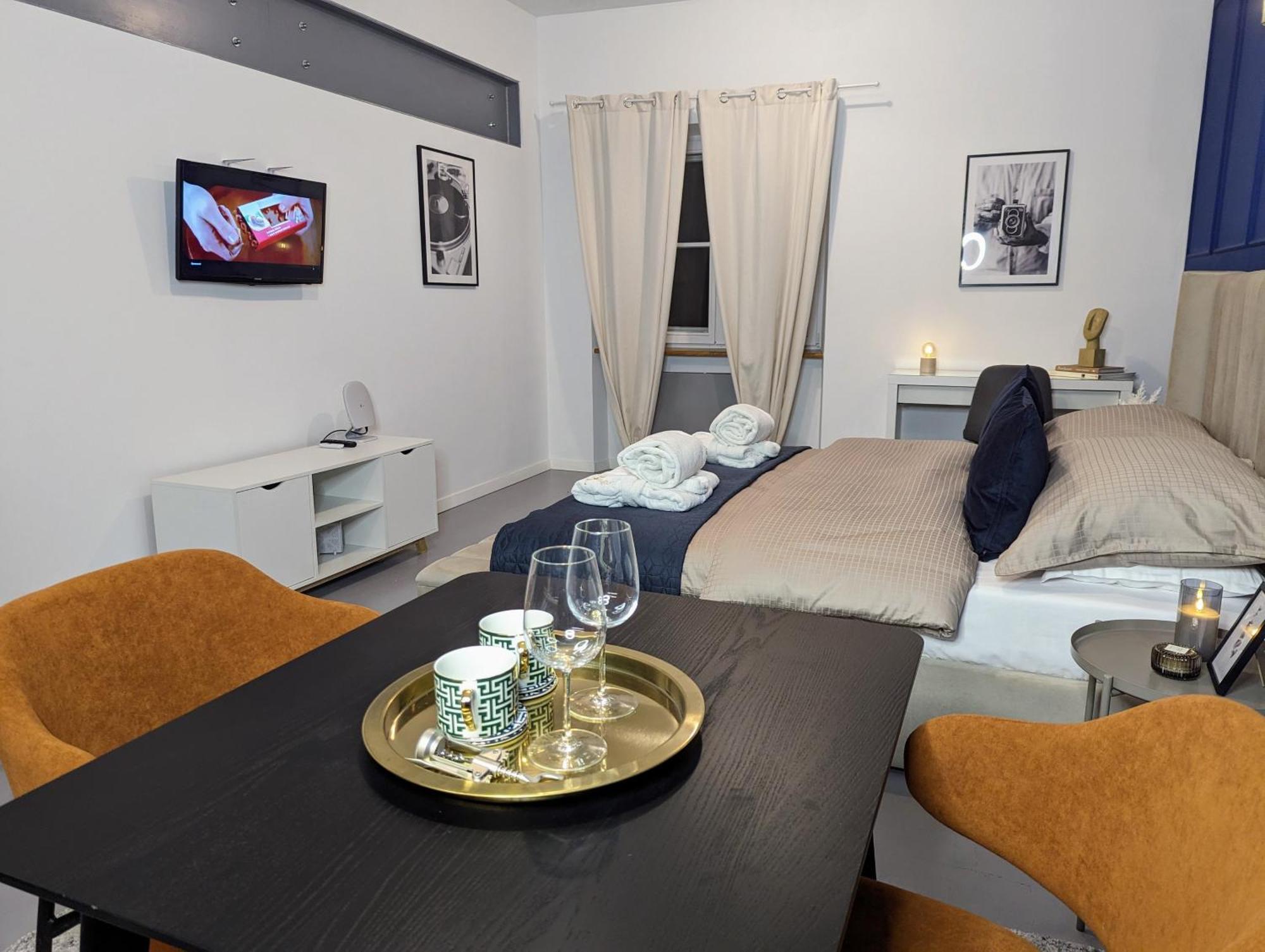 Bella Luna Luxury Suites - Chic Residence In Historic Square Varsóvia Exterior foto