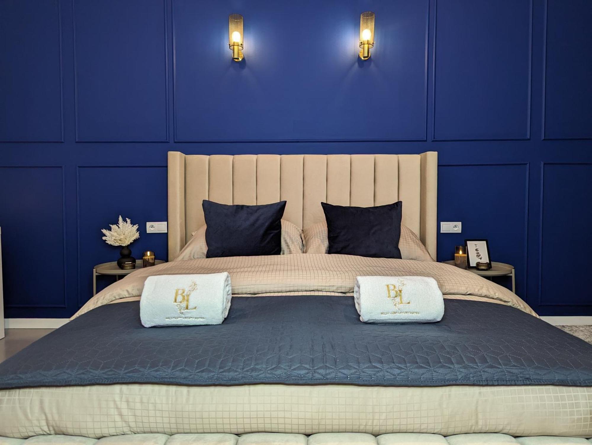 Bella Luna Luxury Suites - Chic Residence In Historic Square Varsóvia Exterior foto